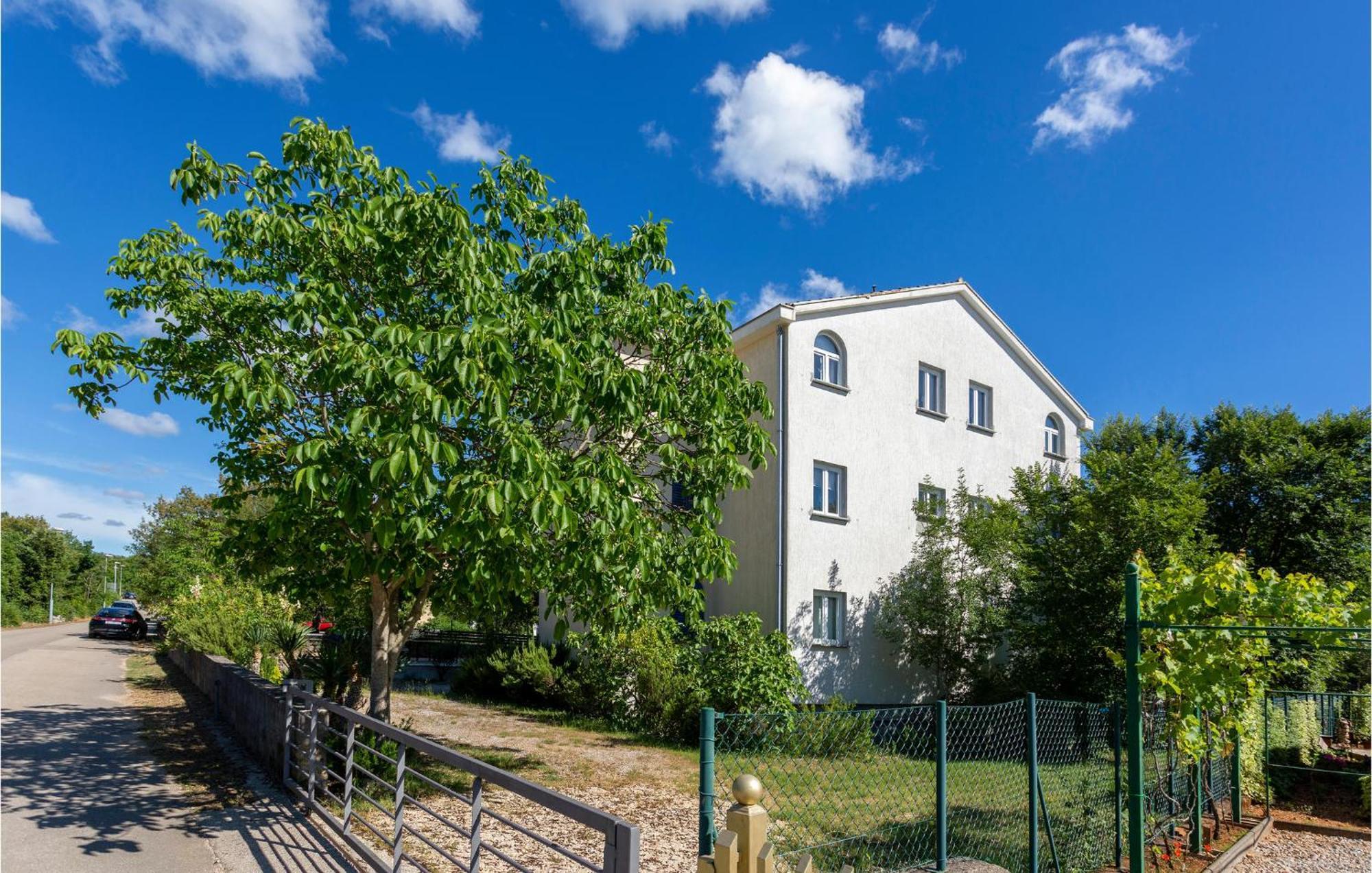 Beautiful Apartment In Pinezici With Wifi Dış mekan fotoğraf